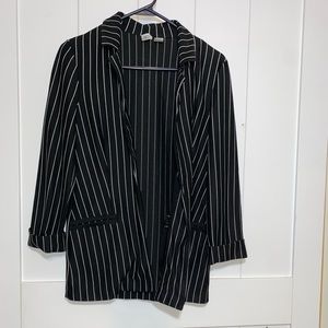 this super cute 🙉h&m blazer